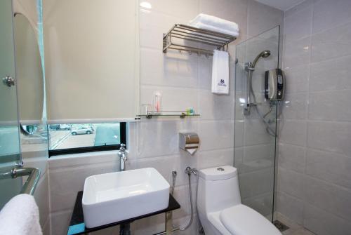 Bathroom, Elmark Hotel Johor in Johor Bahru