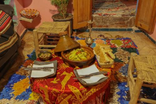 Dar Bejmate - Chez Hassan in Tizi N'Tacheddirt