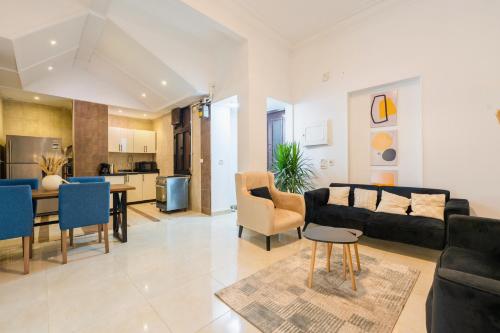 Stilvolle Altbauwohnung gegenüber vom Marriott mit 2 Balkone Klimaanlage Smart-TV - image 12