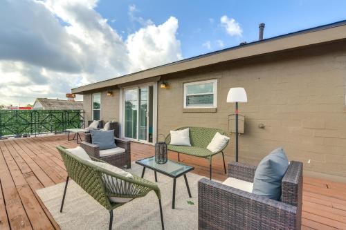 Houston Apartment Large Balcony, 6 Mi to Downtown in Houston, USA