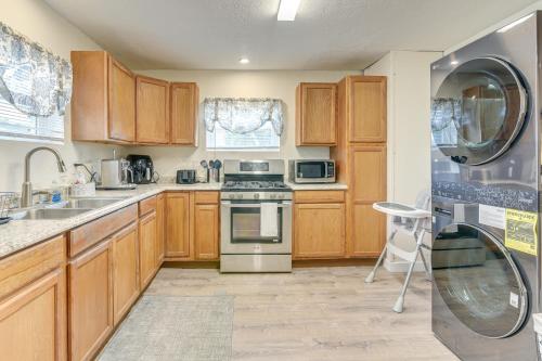 Houston Apartment Large Balcony, 6 Mi to Downtown in Houston, USA