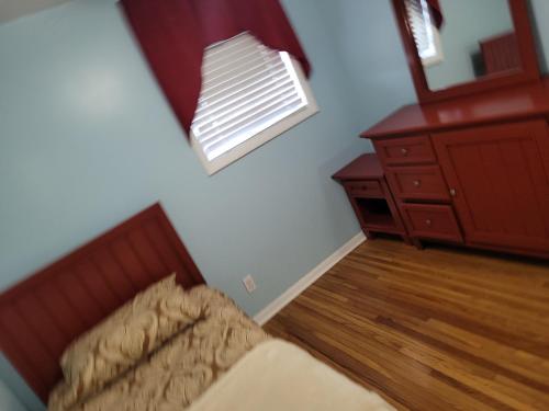 charming 3 bedrooms, 2 full baths, vacation home in Niagara Falls, USA
