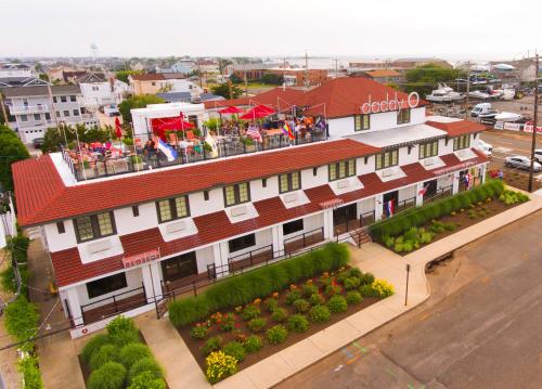 Exterior view of Daddy O Hotel