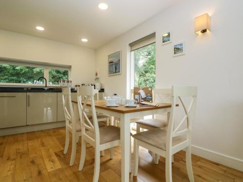 Buitenkant, Ash in Kea