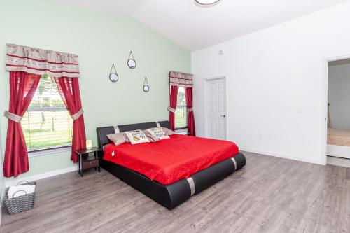 Beautiful Fully Furnished 2-Bedroom Luxury Home in Kissimmee, USA