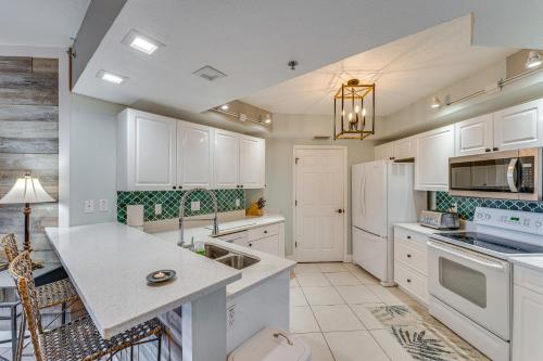 Pet-Friendly New Smyrna Beach Condo Beach Access in New Smyrna Beach, USA