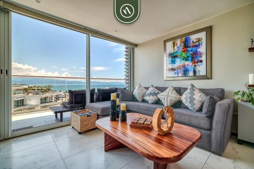 Two Story 2 BR Condo with Oceanview - Pool - Beach in Bucerías, Mexico