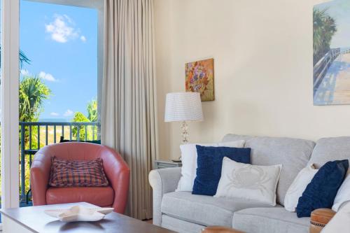 3 Bed Condo Block to Beach 2 Pools Hot Tub 3 Bed Condo Block to Beach 2 Pools Hot Tub