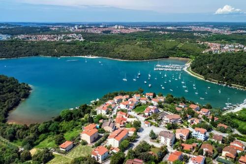 Apartments with a parking space Banjole Pula - 7487 - image 3