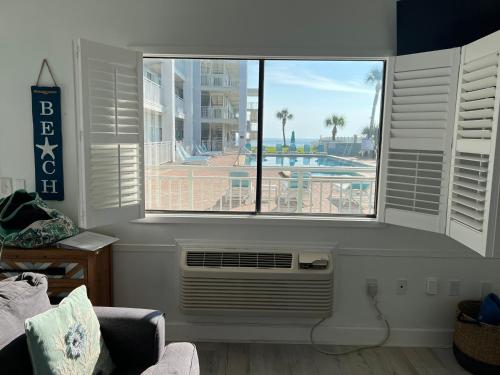 Coastal Waters 102 & 103 in New Smyrna Beach, USA