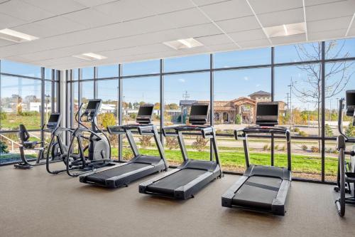 SpringHill Suites by Marriott Menomonee Falls - image 5