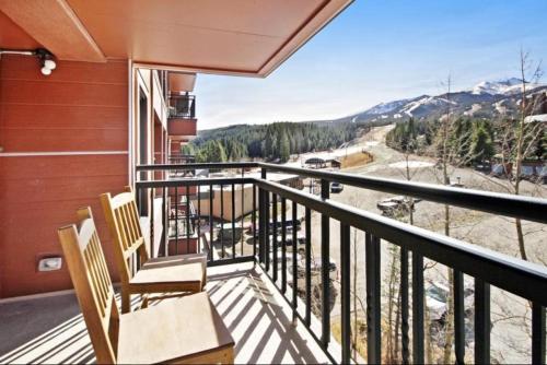 Balcony/terrace, 2 Bedroom Ski In, Ski Out Mountain Vacation Rental Located Next To Historic Main Street In Downtown  in Breckenridge (CO)