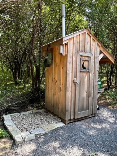 Glampanee - off grid, Napanee (zdjęcie 6)