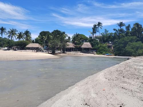 ที่เที่ยวใกล้ที่พัก, Beach House with Pool Steps away from the beach in ซาน การ์โลส