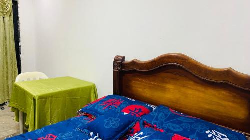 Large Double Room image 10