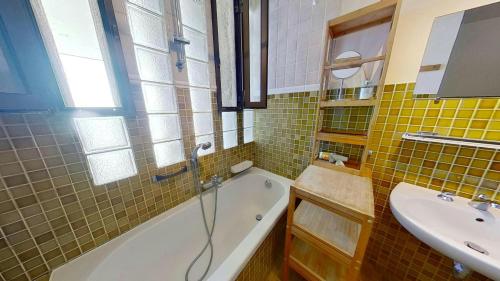 Casa-Anne Gaou Benat air-con private pool view Casa-Anne Gaou Benat air-con private pool view