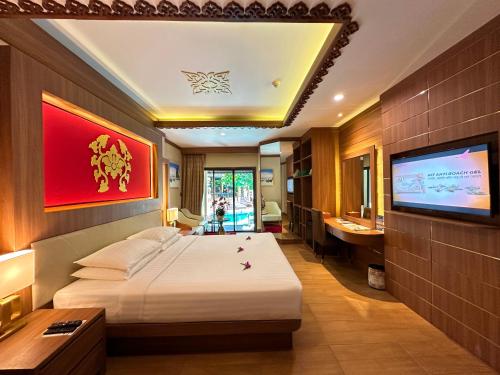 room detail thumbnail 1