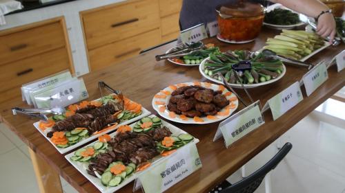 Restaurant, Hakka Eco-farm 雅歌園民宿食農教育有機農場 in Central