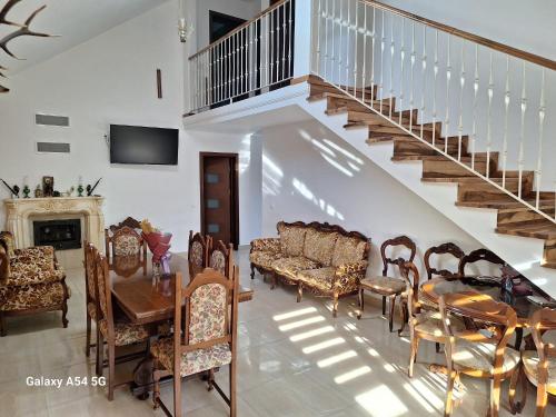 Cabana iris- dotata cu ciubar si sauna in Filioara