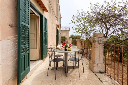 Villa Polara Room Type - Comfort Quadruple Room Villa Polara Room Type - Comfort Quadruple Room