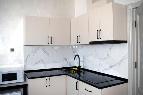 Kitchen, Prime Hotel in Gyumri