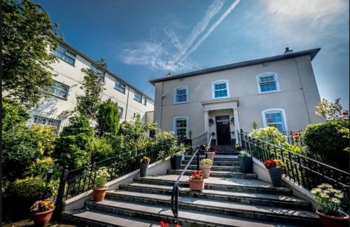 . Drummond Hotel
