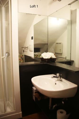 Loft in San Lorenzo, Genova (foto 9)