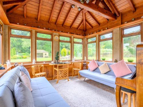 Poplar Farm House - Book Your Spring Summer Events - Pass the Keys, Leeds (zdjęcie 3)