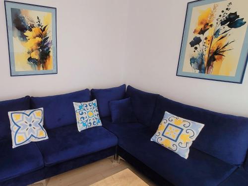 Hidden Gem, modern 2bedroom, amazing terrace-FREE PARKING-YOUR HOME AWAY FROM HOME, Tirana (photo 7)