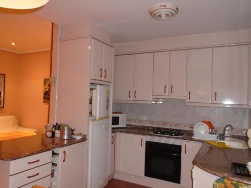Classical big apartment one bedroom in RUZAFA - WIFI possible, Valencia (photo 9)