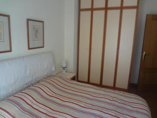 Classical big apartment one bedroom in RUZAFA - WIFI possible, Valencia (photo 10)