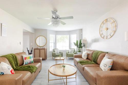 P&Ds Harmony House 20 Mins to Airport & Downtown in Decatur, USA