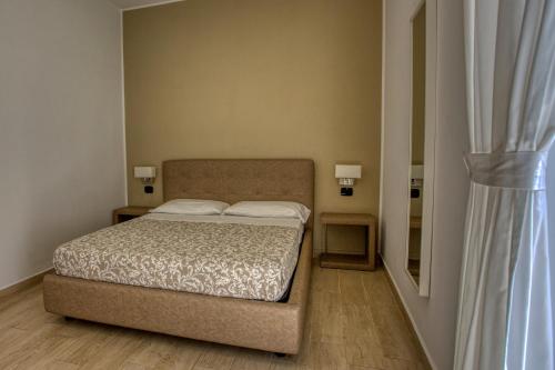 Double Room image 5