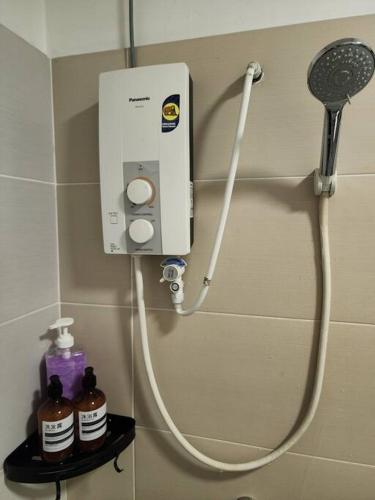 Netflix! Lively City Concept at Mount Austin, JB #14 Netflix! Lively City Concept at Mount Austin, JB #14