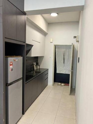 Netflix! Lively City Concept at Mount Austin, JB #14 Netflix! Lively City Concept at Mount Austin, JB #14