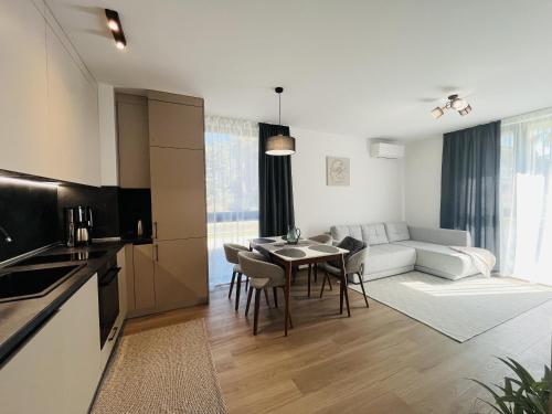 EXCLUSIVE St Constantine Suites 2