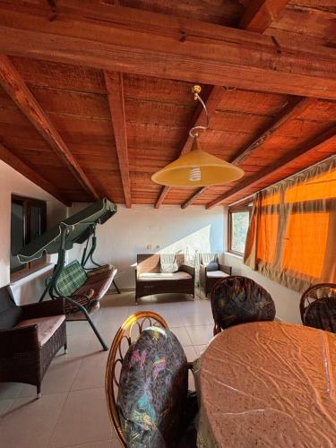 Terraza/balcón, Huzur Pansiyon in Cevat Pasa
