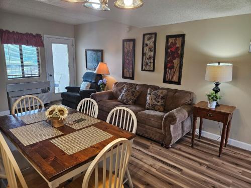 Gatlinburg Chateau Condo 503 in Gatlinburg, USA
