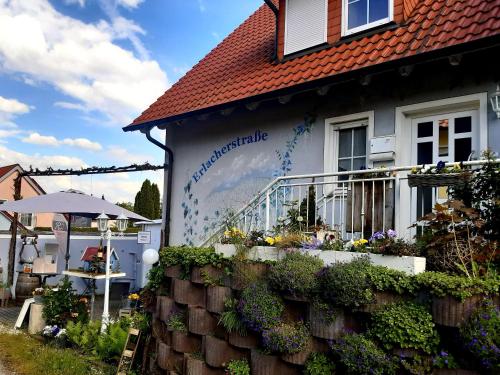Ferienwohnungen "Weingenuss" für 1 bis zu 10 Personen direkt im Weingut in Sulzfeld am Main, Deutschland