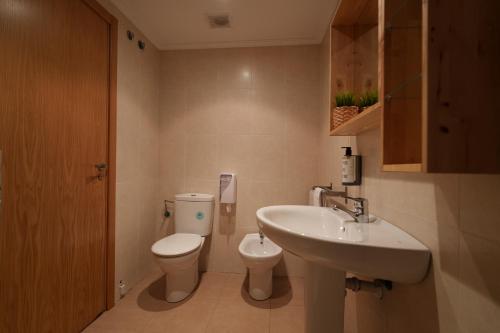 Bilbao Apartamentos Atxuri - image 14