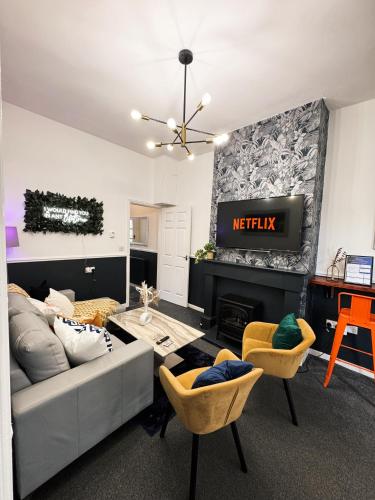 A&a Luxury Stay Rosedale St - Chic, Modern, City Centre, Neon Decor - Sunderland