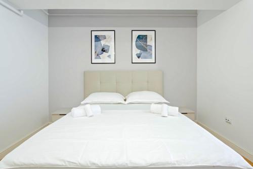 Himson Blue Apartament-Self Check-in near Airport & Mall – khách sạn tại Tatarasi Sud