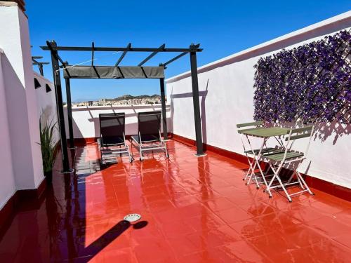 Apartment with Private Rooftop by Easytrip 5