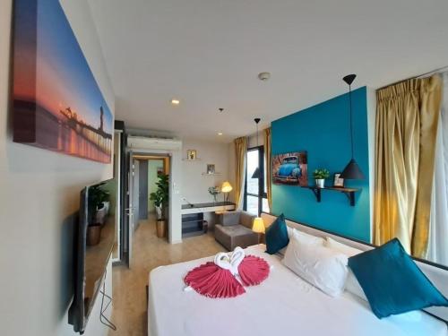 room detail thumbnail 0
