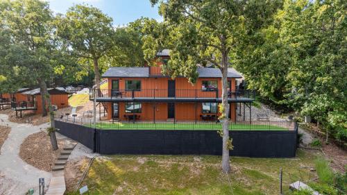 Sunset Beach Resort – Osage Beach, MO