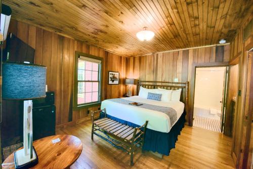 Accommodation in Whitman