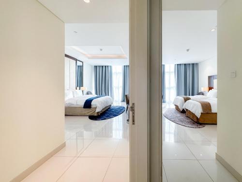 Panoramic Burj Khalifa View Luxury 2BR Penthouse, Дубай (фото 8)