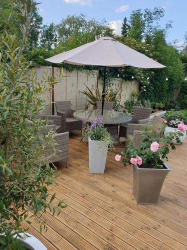 Spacious 4 bed house 10 min from Silverstone in Helmdon