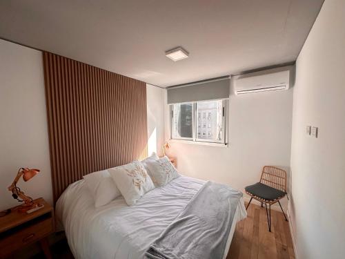 One-Bedroom Apartment image 1