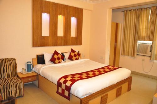 room detail thumbnail 0